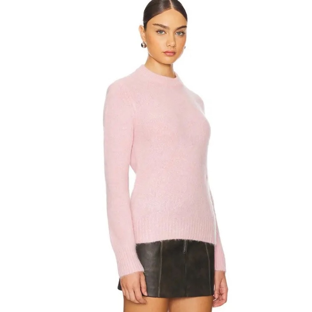 Ganni Soft Pink Alpaca The GANNI Brushed Alpaca Pullover is a pullover